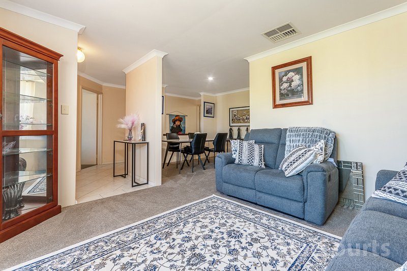 Photo - 2 La Grange Loop, Currambine WA 6028 - Image 8