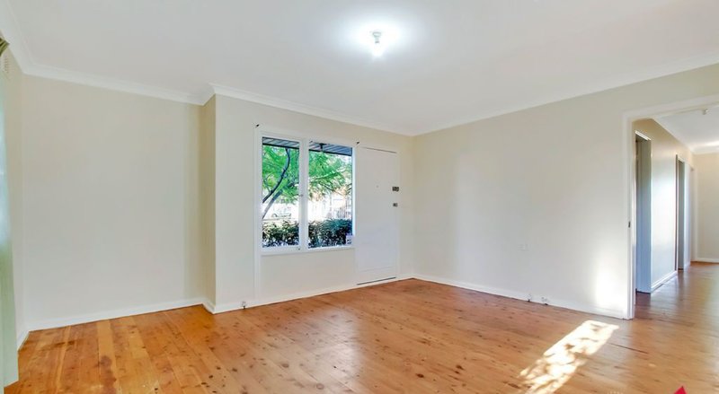 Photo - 2 Lae Place, Whalan NSW 2770 - Image 2