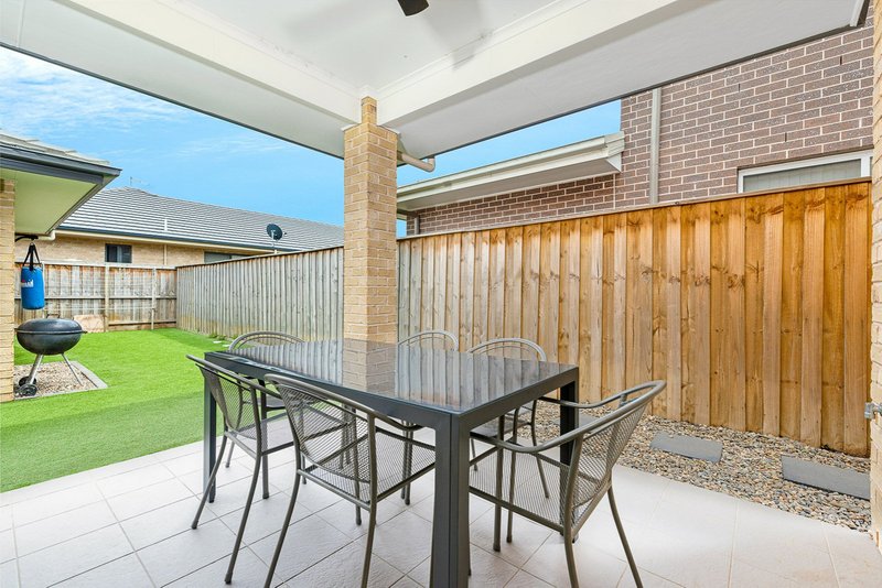 Photo - 2 Laimbeer Place, Penrith NSW 2750 - Image 9