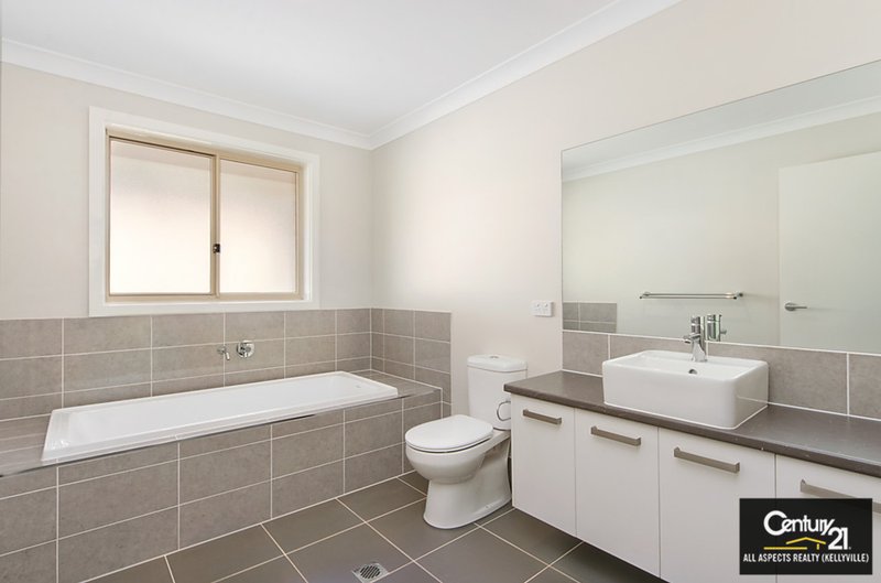 Photo - 2 Lakefield Avenue, Kellyville NSW 2155 - Image 7