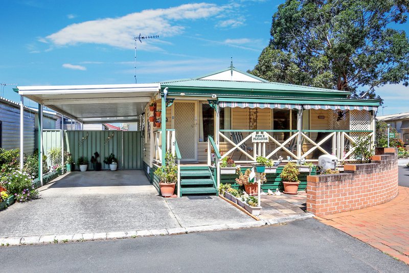 2 Lakeline Drive, Kanahooka NSW 2530