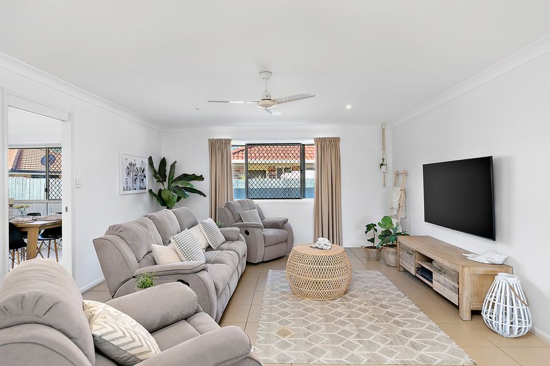 Photo - 2 Lamb Close, Victoria Point QLD 4165 - Image 5