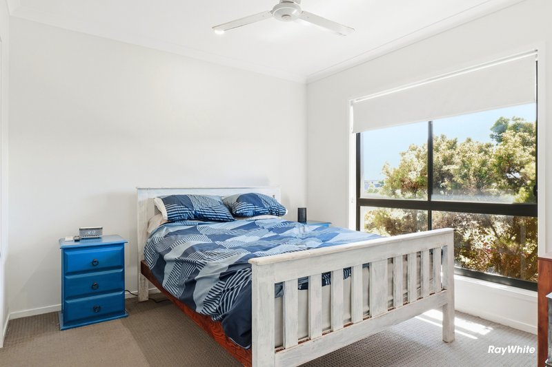 Photo - 2 Lamond Place, Bargara QLD 4670 - Image 14