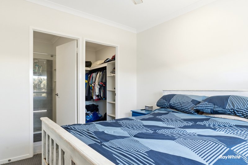 Photo - 2 Lamond Place, Bargara QLD 4670 - Image 15