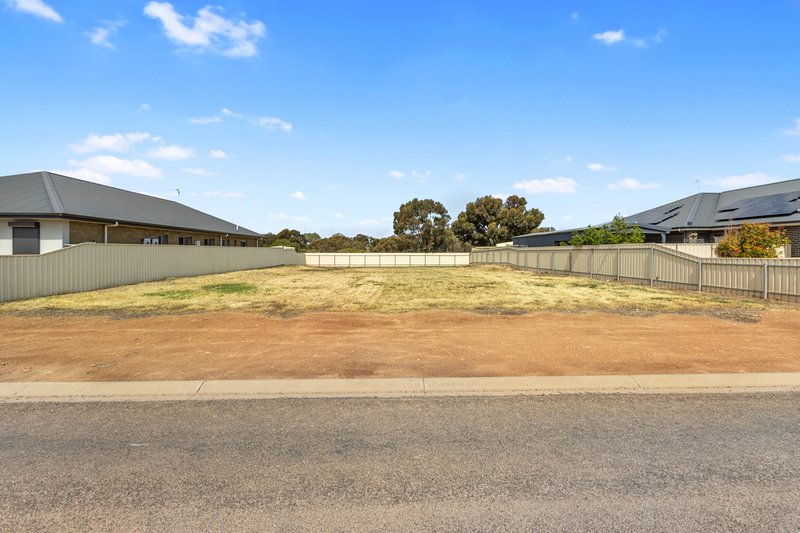 Photo - 2 Lamshed Street, Kadina SA 5554 - Image 6