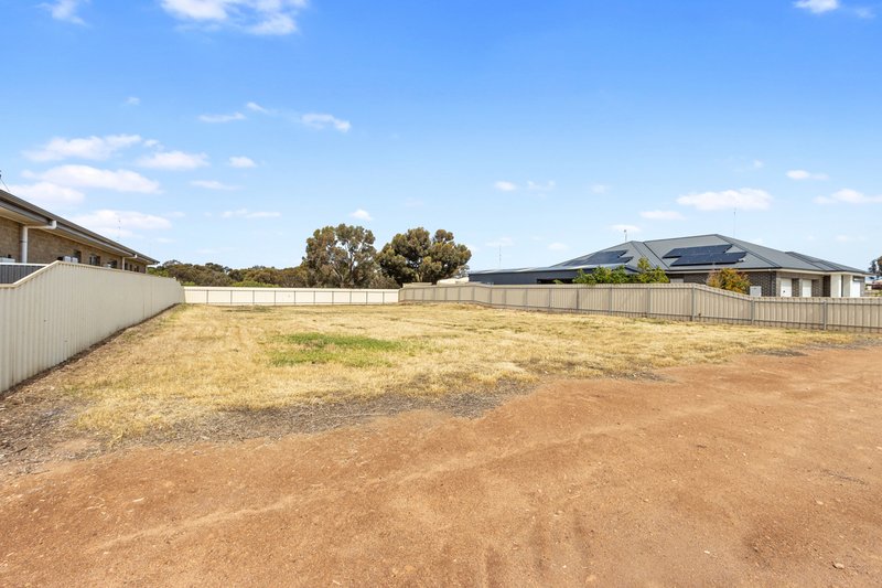 Photo - 2 Lamshed Street, Kadina SA 5554 - Image 7