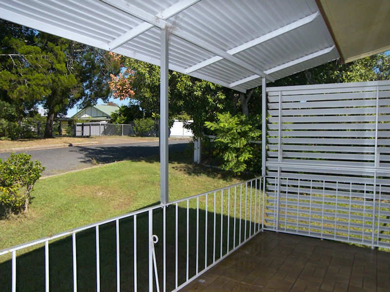 Photo - 2 Lane Street, Beaudesert QLD 4285 - Image 2