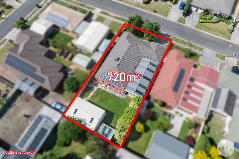 Photo - 2 Lanita Street, Delacombe VIC 3356 - Image 2