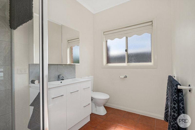 Photo - 2 Lanita Street, Delacombe VIC 3356 - Image 8