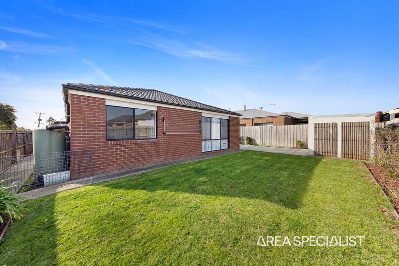 Photo - 2 Lapis Street, Koo Wee Rup VIC 3981 - Image 6