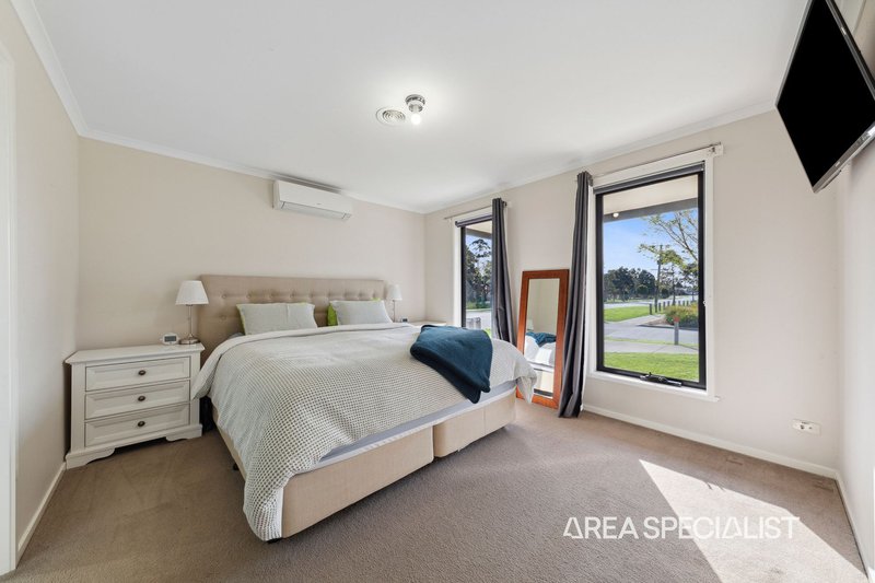 Photo - 2 Lapis Street, Koo Wee Rup VIC 3981 - Image 8