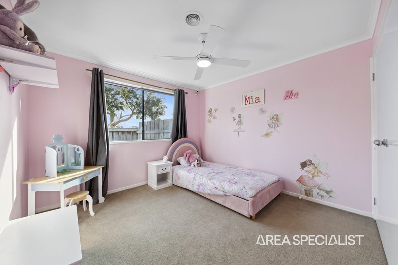 Photo - 2 Lapis Street, Koo Wee Rup VIC 3981 - Image 11