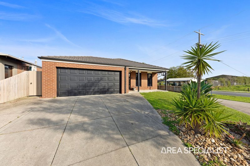 Photo - 2 Lapis Street, Koo Wee Rup VIC 3981 - Image 23