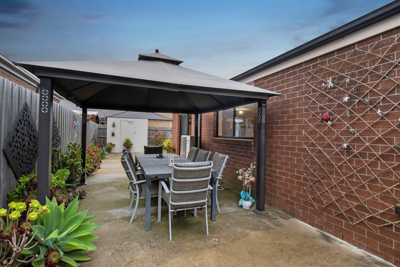 Photo - 2 Lapis Street, Koo Wee Rup VIC 3981 - Image 10