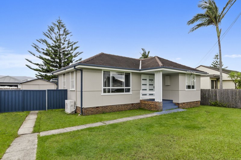 2 Lassiter Ave , Woonona NSW 2517