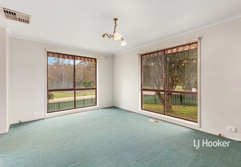 Photo - 2 Last Street, Broadford VIC 3658 - Image 2