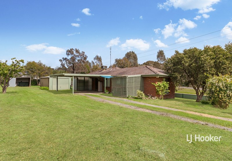 Photo - 2 Last Street, Broadford VIC 3658 - Image 8