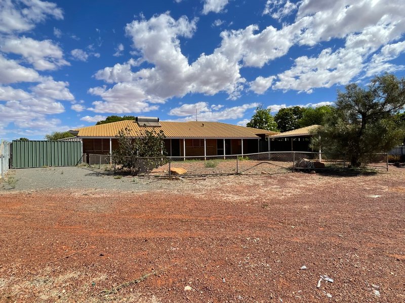 2 Lathwell Close, Nickol WA 6714