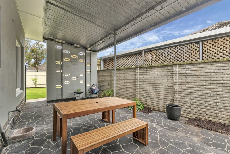 Photo - 2 Lawrie Street, Pooraka SA 5095 - Image 12