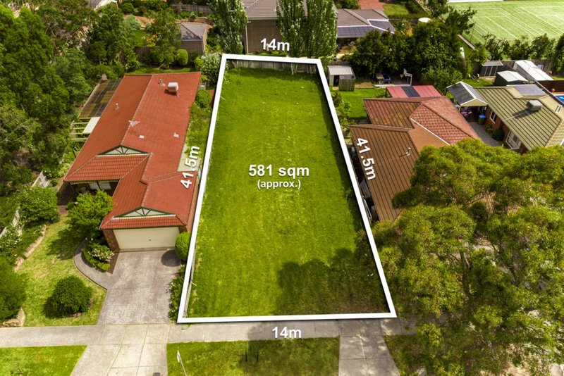 2 Lehmann Place, Croydon Hills VIC 3136