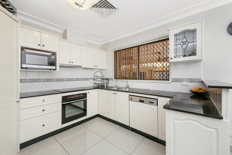 Photo - 2 Lentara Court, Georges Hall NSW 2198 - Image 3