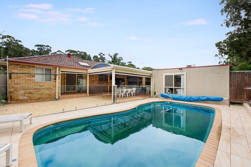 Photo - 2 Lentara Court, Georges Hall NSW 2198 - Image 11