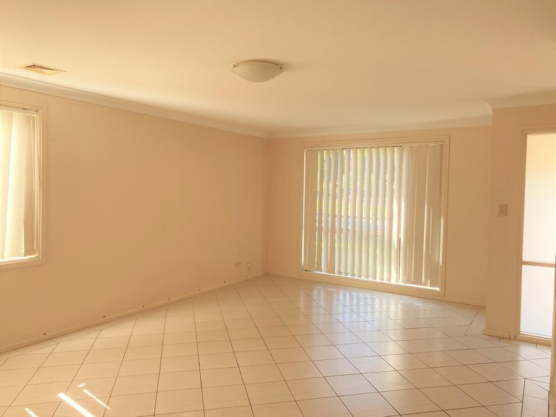 Photo - 2 Leti Place, Marayong NSW 2148 - Image 5