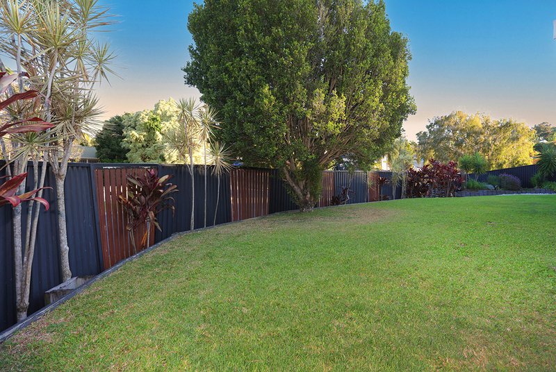 Photo - 2 Lexington Drive, Worongary QLD 4213 - Image 10