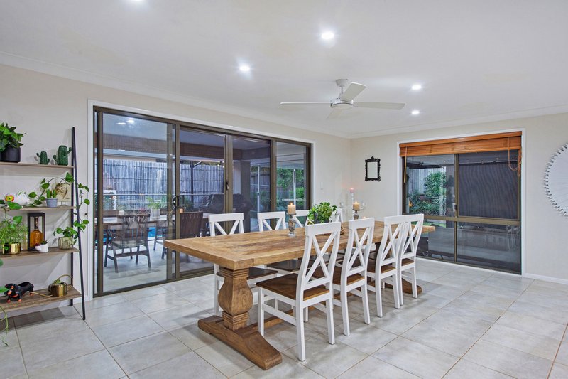 Photo - 2 Limewood Crescent, Ormeau Hills QLD 4208 - Image 7