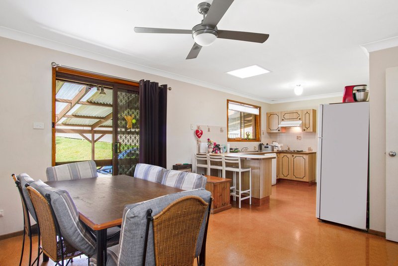 Photo - 2 Lincoln Crescent, North Batemans Bay NSW 2536 - Image 4