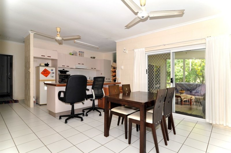 Photo - 2 Linden Street, Clifton Beach QLD 4879 - Image 13