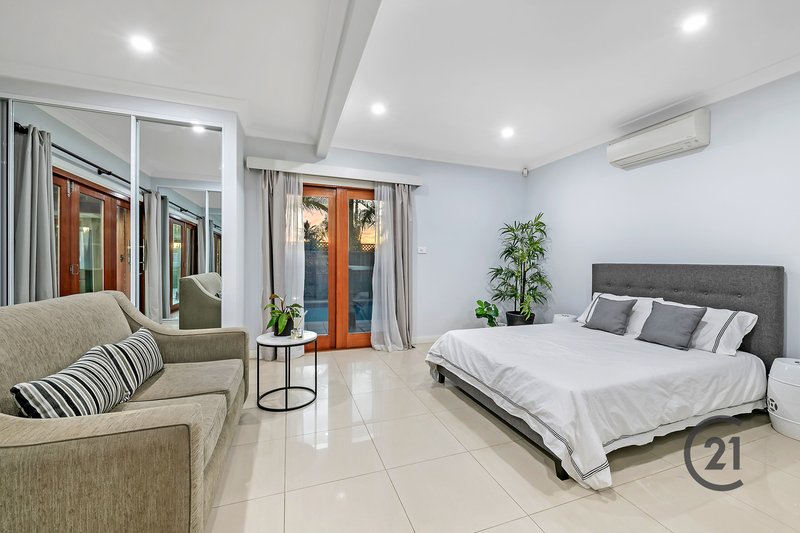 Photo - 2 Lindwall Place, Rouse Hill NSW 2155 - Image 6