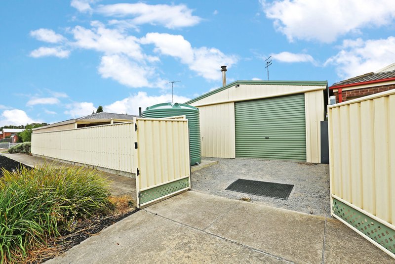 Photo - 2 Lipson Drive, Lara VIC 3212 - Image 15