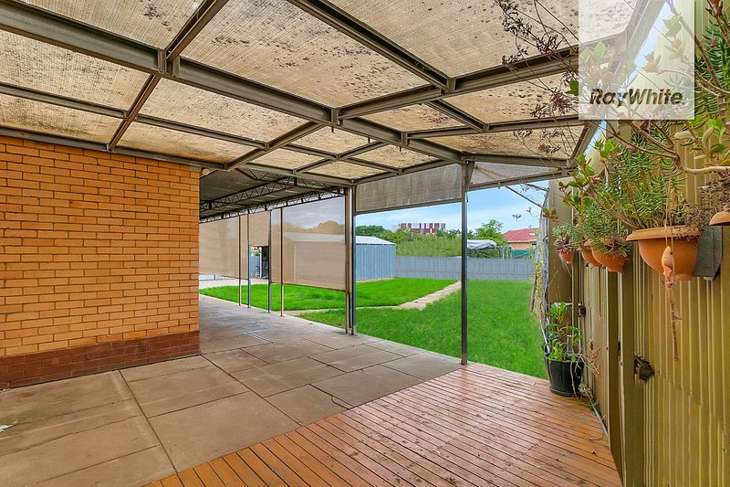 Photo - 2 Lister Street, Elizabeth Vale SA 5112 - Image 6