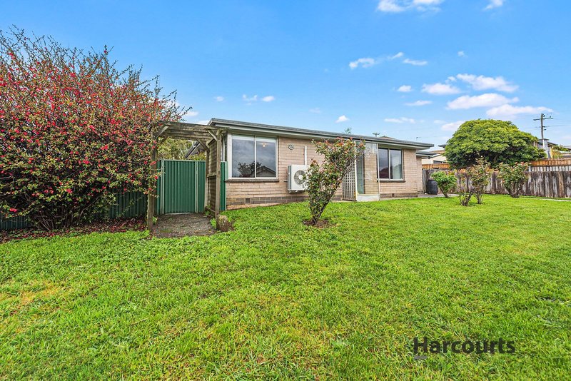 Photo - 2 Loane Avenue, East Devonport TAS 7310 - Image 2