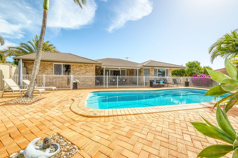 Photo - 2 Loftus Place, Sandstone Point QLD 4511 - Image 16