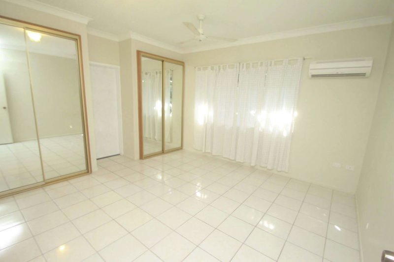 Photo - 2 Lomas Street, West Gladstone QLD 4680 - Image 11