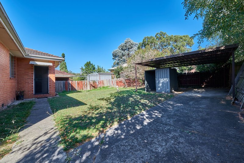 Photo - 2 Lombard Road, Vermont VIC 3133 - Image 4