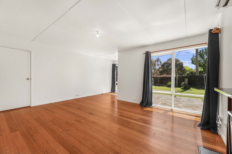 Photo - 2 Loretto Avenue, Ferntree Gully VIC 3156 - Image 5