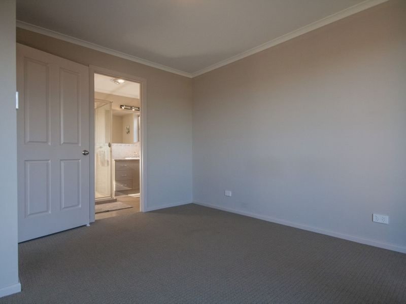 Photo - 2 Lorikeet Road, Mount Barker SA 5251 - Image 14