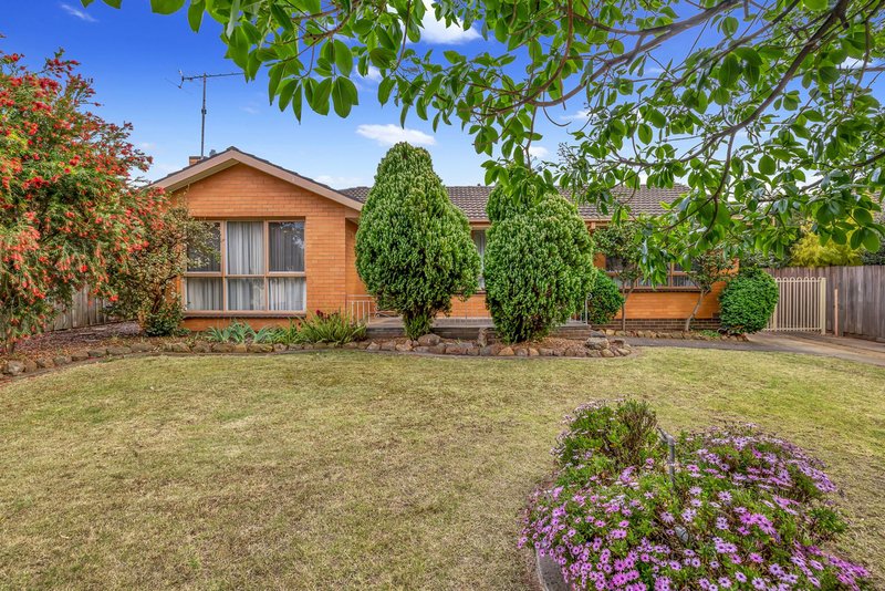 Photo - 2 Lorraine Place, Bacchus Marsh VIC 3340 - Image 17