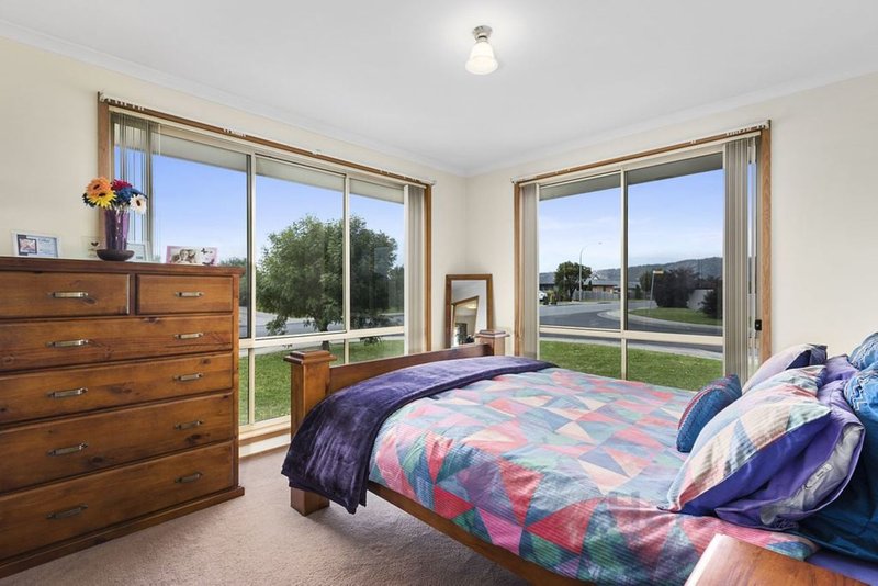 Photo - 2 Lotus Court, Margate TAS 7054 - Image 6