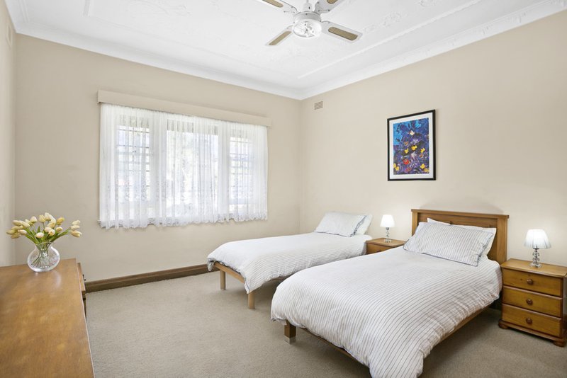 Photo - 2 Lovat Avenue, Earlwood NSW 2206 - Image 7