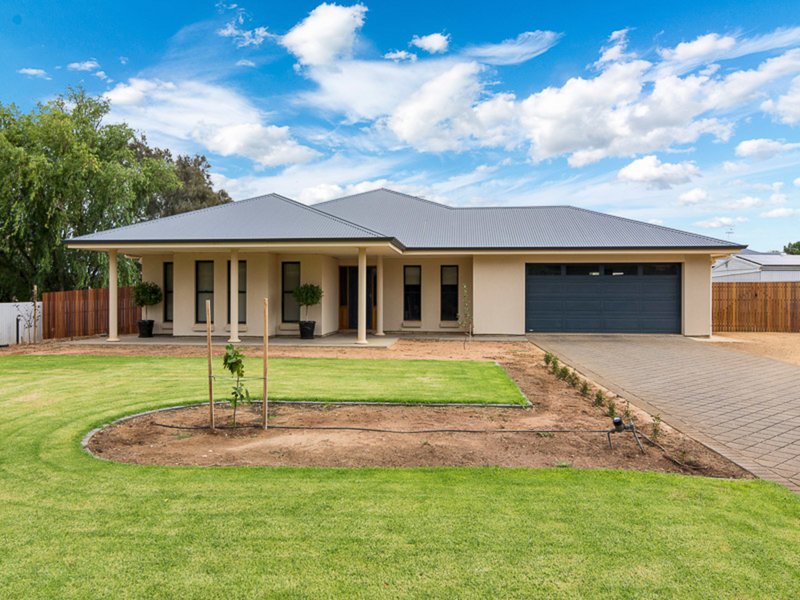 Photo - 2 Love Avenue, Strathalbyn SA 5255 - Image