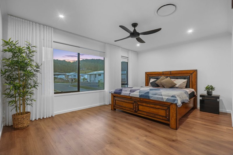 Photo - 2 Lucas Way, Belivah QLD 4207 - Image 14