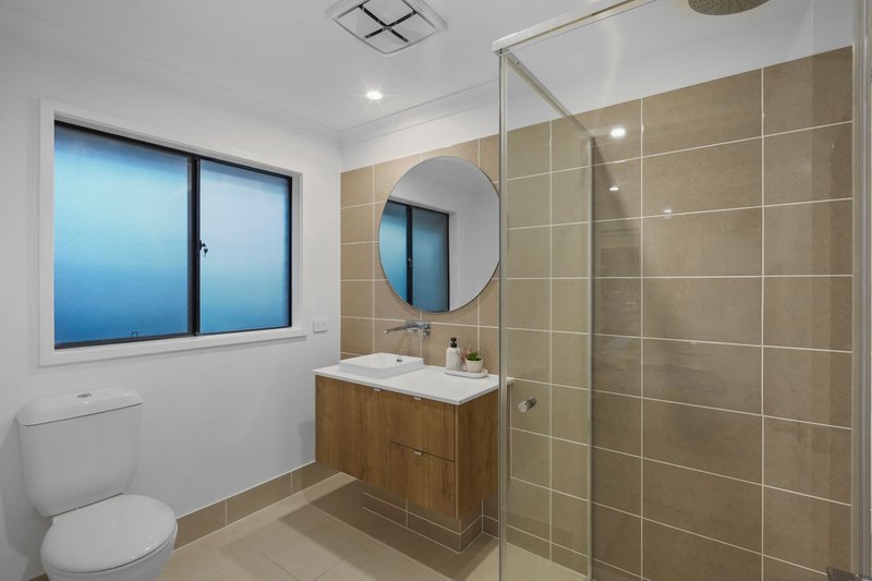 Photo - 2 Lucas Way, Belivah QLD 4207 - Image 16