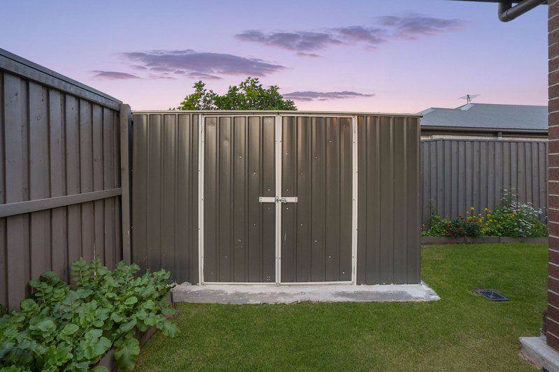 Photo - 2 Lucas Way, Belivah QLD 4207 - Image 25