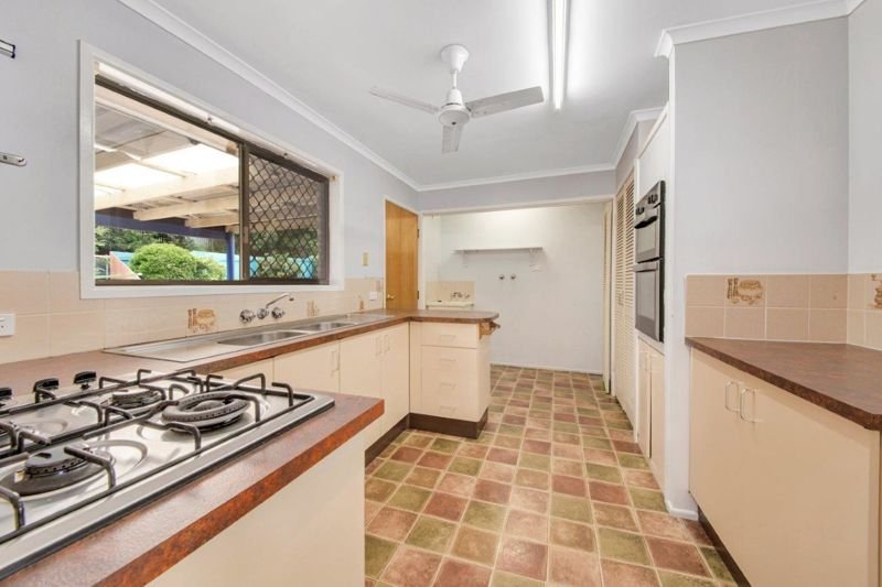 Photo - 2 Luton Street, Telina QLD 4680 - Image 2