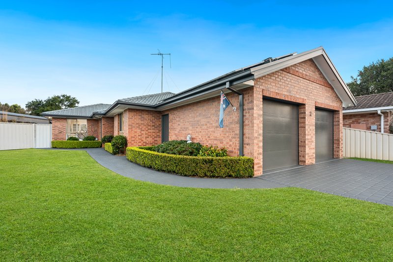 Photo - 2 Luyten Close, Cranebrook NSW 2749 - Image 1