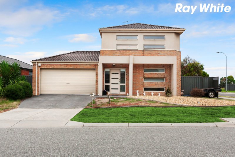 Photo - 2 Macadamia Street, Pakenham VIC 3810 - Image 2